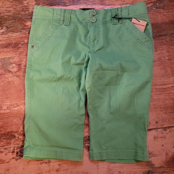 Sanctuary Pants - Sanctuary Scout Knicker Grass Green Mid-Length Bermuda Surplus Utility Shorts 32